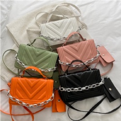 Middle size lady bags