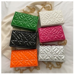 Middle size lady bags