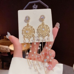 Fashion earrings